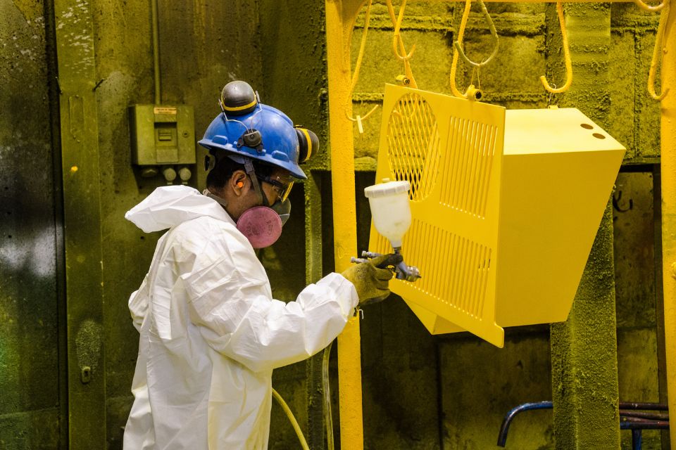 Application de peinture industrielle à Saint-Jean-d'Angély en Charente Maritime